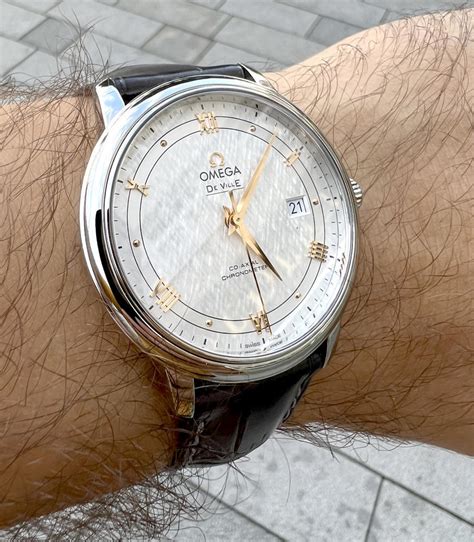 omega prestige de ville chronometer